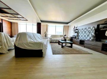 Apartamento · 207m² · 3 Quartos · 1 Vaga · Excelente apartamento 3 dormitórios com vista para o Guaíba em frente a Santa Ca