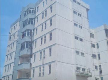 fbc9e84e3c86312711c9f04f59e634df3b98518c · Apartamento com 3 dormitórios à venda, 146 m² por R$ 300.000,00 - Praia do Futuro - Fortaleza/CE