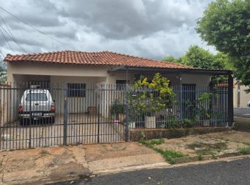 Casa · 297m² · 4 Quartos · 5 Vagas · Casa Padrão em São José do Rio Preto