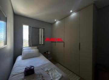 Apartamento · 75m² · 3 Quartos · 2 Vagas · Lindo apartamento reformado no Floradas de SãoJosé
