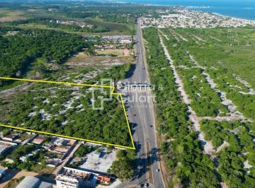 Foto 01 · Área total de 58.000m2 á venda a margens da Rodovia do Sol em Guarapari