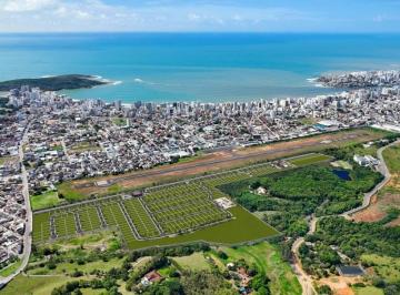 Foto 01 · Reserva Mar - Condominio Fechado com lotes a partir de 300m2 com toda infraestrutura de um condomini
