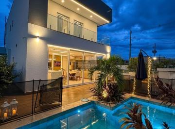 Casa · 240m² · 4 Quartos · 3 Vagas · Casa em Condomínio Belvedere 2