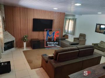 Casa · 400m² · 2 Quartos · Casa à venda em São Roque, com 2 quartos (1 suíte), sala, lareira, cozinha americana, varanda, lavan