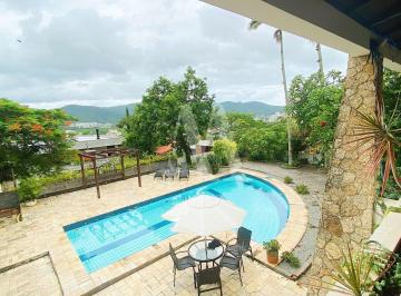 Casa · 411m² · 5 Quartos · 4 Vagas · Excelente casa para sua família