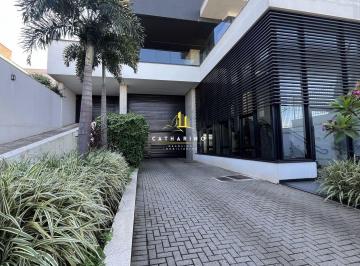 Apartamento · 210m² · 3 Quartos · 3 Vagas · PRIVACIDADE, CONFORTO E SOFISTICAÇÃO