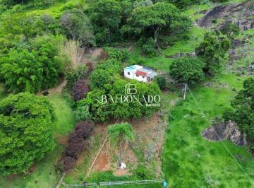 Rural · 4000m² · 2 Quartos · CHACARA EM MUNHOZ MG 4.000 METROS A 5KM DO CENTRO NASCENTE MINI CACHOEIRA