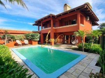 Casa · 471m² · 5 Quartos · 2 Vagas · Sobrado no Centro de Xangri-la com 05 dormitórios com piscina