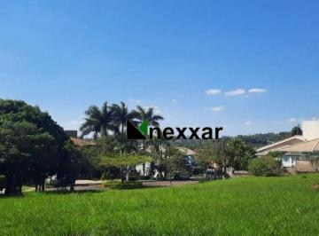 4c7b224d2b6ee9948f39d7a3773d524c92af56fc · Terreno em condomínio alto padrão