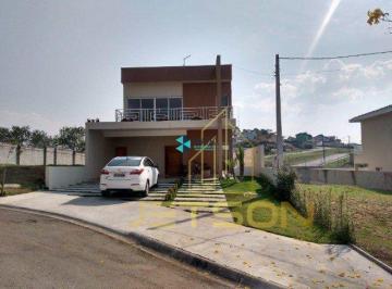 Casa · 211m² · 3 Quartos · 6 Vagas · Casa à venda no bairro Jardim América - Jacareí/SP