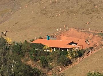 Rural · 255m² · 2 Quartos · 5 Vagas · Sítio à venda no bairro Carapeba - Taubaté/SP
