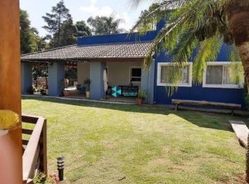 Casa · 230m² · 2 Quartos · 3 Vagas · Chacara Padrão