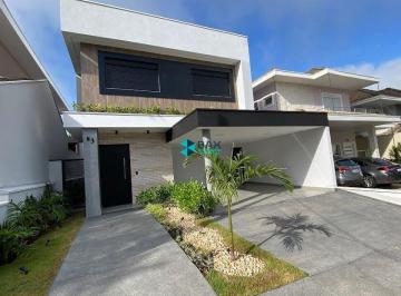 Casa · 244m² · 4 Quartos · 2 Vagas · CASA Alto Padrão