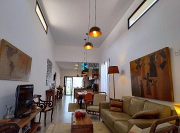 Casa · 158m² · 3 Quartos · 4 Vagas · Casa à venda no bairro Residencial Colinas - Caçapava/SP