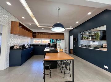 Casa · 600m² · 6 Quartos · 6 Vagas · Sobrado Jaguary - 600 m - 6 suítes - 6 vagas - Vista MARAVILHOSA definitiva para serra da mantiqueir