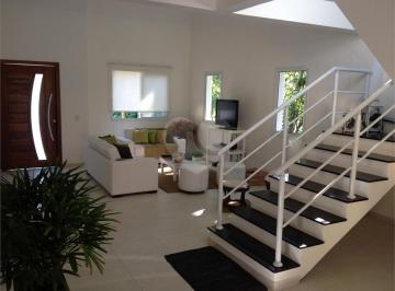 Casa · 181m² · 4 Quartos · 3 Vagas · Condomínio com 4 quartos à venda em Guaratuba - SP