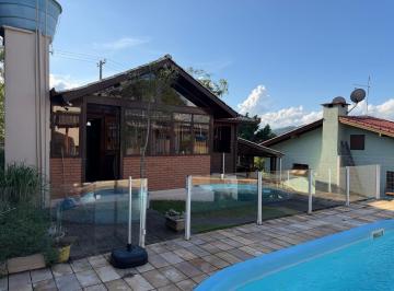 Casa · 118m² · 2 Quartos · 2 Vagas · 
                                Casa mista
                            