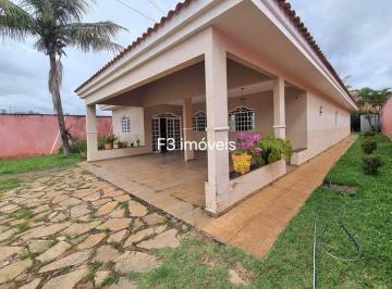 Casa 775m² Venda Vicente Pires · Vicente Pires, Rua 4, Excelente condomínio, Lote de 775m², Área privativa 330m², Casa de 4 Quartos