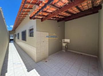 Casa · 90m² · 2 Quartos · 2 Vagas · Casa Térrea Geminada com 2 dorms - Apenas 350mts da Prai! Financia!