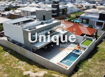 Casa · 375m² · 5 Quartos · 2 Vagas · Casa alto padrão com 5 suítes no Blue Garden, à venda por R$ 2.600.000,00.