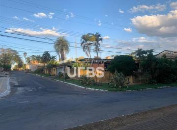 Casa · 1180m² · 7 Quartos · 3 Vagas · Casa a venda, com 7 quartos sendo 3 suítes com 1.180,43m² no setor Jaó