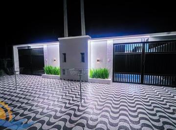 Foto 26 · Casa dos Sonhos em Itanhaém: Piscina, Gourmet e Fino Acabamento