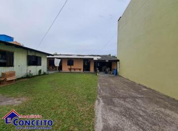 Casa de 3 quartos, Imbé · C689 - Residência localizada em avenida principal no Balneário Mariluz