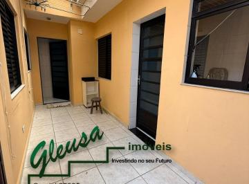 Foto 01 · Imperdível oportunidade de adquirir uma casa de 3 quartos com suíte e 168m² na cidade de - Bairro