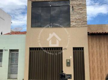 Excelente casa à venda no Bairro São José em Aracaju| 4 quartos com suíte · Excelente casa à venda no Bairro São José em Aracaju| 4 quartos com suíte