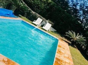 Casa · 338m² · 4 Quartos · 10 Vagas · Chácara de 2.500m² com 4 Suítes e Vista Privilegiada