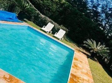 Casa · 338m² · 4 Quartos · 10 Vagas · Chácara de 2.500m² com 4 Suítes e Vista Privilegiada