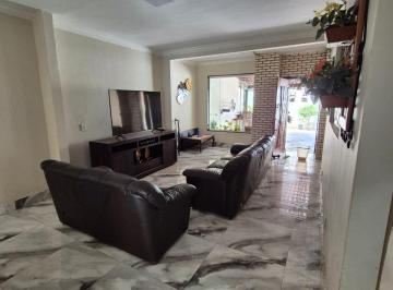 Casa de 3 quartos, Águas Claras · EXCELENTE OPORTUNIDADE - Sobrado Escriturado na QS 11 – Avenida Comercial do Are