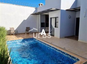 Casa · 180m² · 3 Quartos · 4 Vagas · Casa com 180m² à venda no Novo Mundo