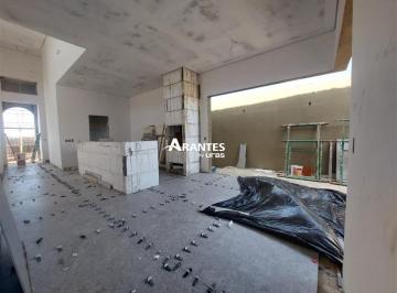 Casa · 175m² · 3 Quartos · 2 Vagas · Casa em condomínio com 175m² 3 quartos à venda no Reserva Novo Mundo