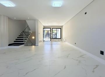 Casa de 3 quartos, São José dos Pinhais · Sobrado Triplex | 3 quartos | 3 suítes | 4 vagas |