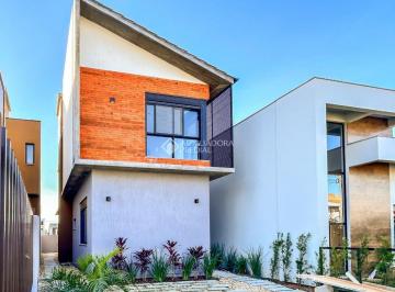 Casa · 135m² · 3 Quartos · 2 Vagas · Casa à venda de alto padrão com 3 suítes- Loteamento Pedra Branca- Garopaba - SC