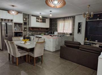 chacara-completa-em-mogi-das-cruzes-piscina-campo-2208369.jpeg · Chácara Completa em Mogi das Cruzes | Piscina, Campo de Futebol, 3 Dormitórios e 10 Vagas