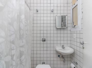 IMG_20260620_181551_000.jpeg · Funcional apartamento para venda em Cerqueira César com 3 quartos, sendo 1 suíte, 213m² - remaxfront