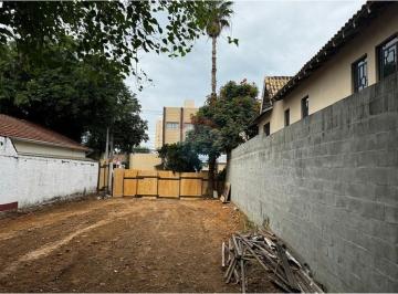 Comercial · 298m² · ALUGA TERRNO COMERCIAL em excelente localização no Jardim Maringá com 298 m²