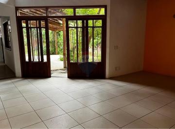 Casa · 250m² · 4 Quartos · CASA ACONCHEGANTE NO MELHOR BAIRRO DE ILHABELA