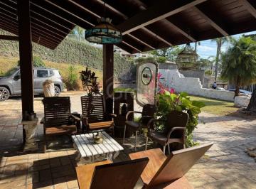 3 · Casa de 407m² com 4 quartos sendo 1 suíte na Agronômica