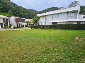 Terreno · 305m² · Terreno em Condomínio na Fazenda em Itajaí.