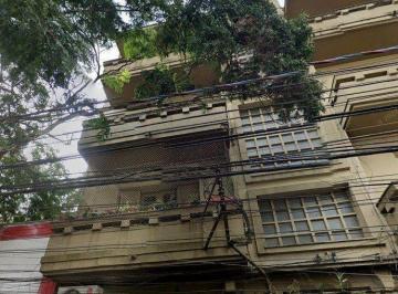 Apartamento com 35 m² de área privativa com um dormitório, sala com piso em parq · apartamento térreo 1 dormitório bairro Rio Branco