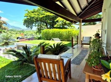 Foto 02 · Casa à Venda 150 m da Praia do Julião -  4 suítes - Ilhabela/SP