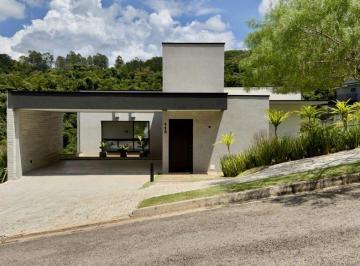 Casa de 3 quartos, Atibaia · Casa para venda em Condomínio em Atibaia á apenas 5 minutos do Centro em meio a muita área verde