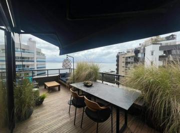 Apartamento · 304m² · 4 Quartos · 3 Vagas · Cobertura duplex 4 quartos Agronômica Florianópolis Tours de L'ile