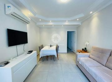 Casa · 126m² · 3 Quartos · 2 Vagas · Sobrado com 2 Quartos a venda no Bairro Embaré - Santos