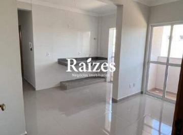 Apartamento · 47m² · 2 Quartos · 1 Vaga · Apartamento ao lado da UFU com 2 quartos sendo 1 suíte
