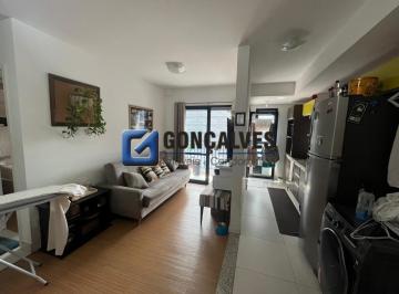 Apartamento · 45m² · 1 Quarto · 1 Vaga · Apartamento 1 Quarto com Varanda no Campestre, Santo André – Venda