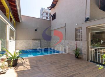 Casa · 241m² · 3 Quartos · 3 Vagas · Sobrado á Venda na Vila Mariana com 241m², 3 quartos sendo 3 suítes, 3 vagas.